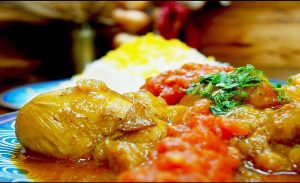 طرز تهیه خورش آلو مسما مجلسی با مرغ