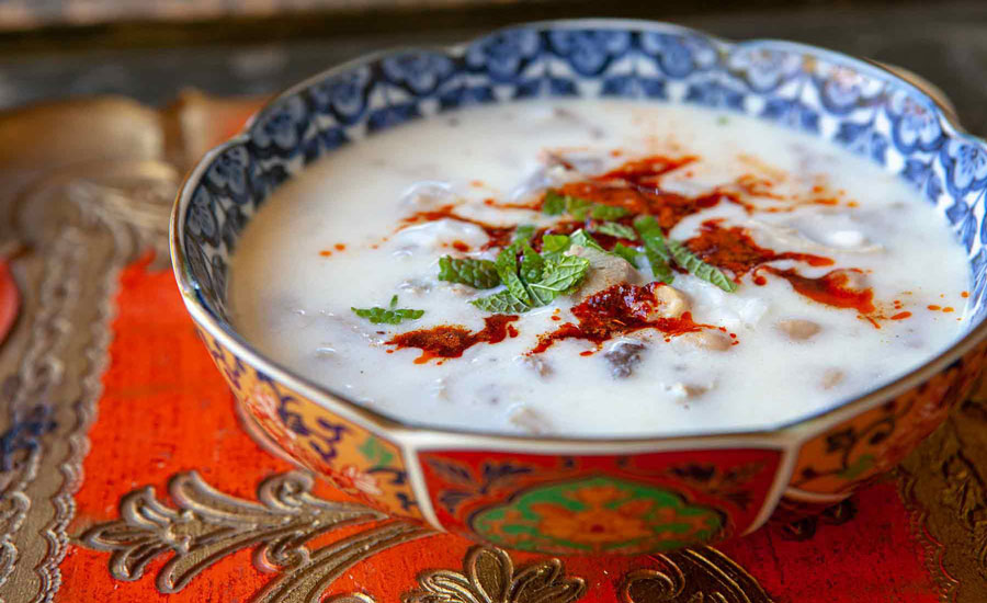 طرز تهیه آش دوغ اردبیلی سنتی در خانه