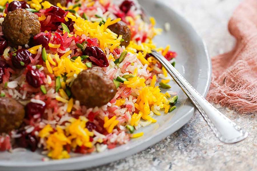 طرز تهیه آلبالو پلو با گوشت قلقلی؛ یه غذای شیک و مجلسی