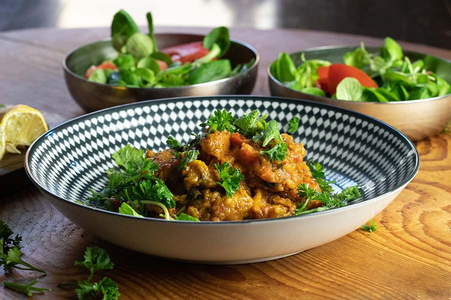طرز تهیه میرزا قاسمی شمالی؛ یه پیش‌غذای اصیل و دودی