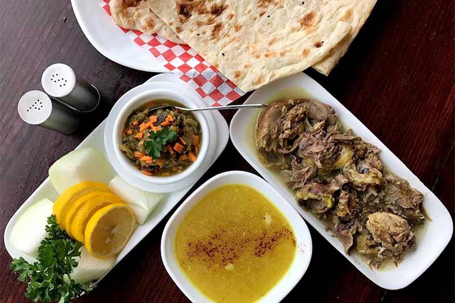طرز تهیه کله پاچه گوسفندی مثل طباخی‌ها؛ اصولی و لذیذ برای صبح‌های خاص