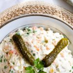 طرز تهیه سالاد الویه با مرغ و سیب‌زمینی؛ سالاد مجلسی و خوشمزه